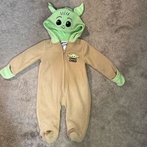 Star Wars Infant Fleece  Sleeper Costume Jacket size 3-6 Months Baby Yoda